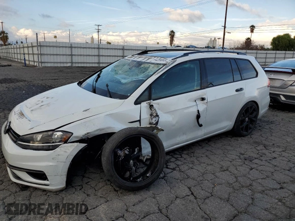 2018 Volkswagen Golf SportWagen SEL with VIN 3VWL17AU5JM761963, listed as a Copart auction lot 44259865 with 41,969 mi miles and Salvage Title. Bid and sale history available at carsss.com. Image 1.