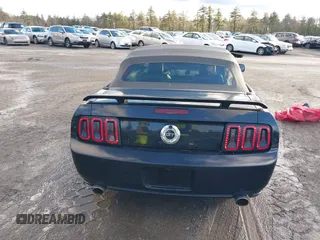 2007 Ford Mustang GT Deluxe with VIN 1ZVFT85H875335046, listed as a IAAI auction lot 41211492 with 108,509 mi miles and . Bid and sale history available at carsss.com. Image 16.