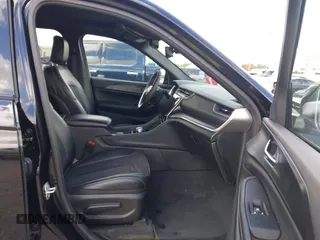 2023 Jeep Grand Cherokee Laredo z VIN 1C4RJHAG7PC661998, wystawiony jako IAAI lot #41104990 z przebiegiem 43 718 mil mil oraz . Historia ofert i sprzedaży dostępna na DreamBid. Obrazek 5.