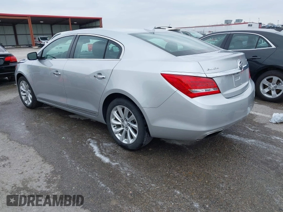 2016 Buick LaCrosse Leather with VIN 1G4GB5G37GF159378, listed as a IAAI auction lot 42001400 with 39,917 mi miles. Bid and sale history available at carsss.com. Image 3.