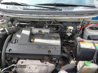 2005 Suzuki Aerio SX z VIN JS2RC61H255300970, wystawiony jako IAAI lot #41536603 z przebiegiem Nie podano mil oraz . Historia ofert i sprzedaży dostępna na DreamBid. Obrazek 10.