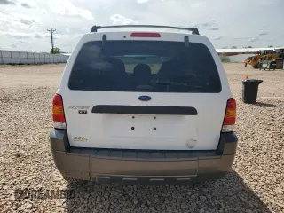 2005 Ford Escape XLT with VIN 1FMYU93145KA28777, listed as a Copart auction lot 58013995 with 94,308 mi miles and Clean title. Bid and sale history available at DreamBid. Image 6.