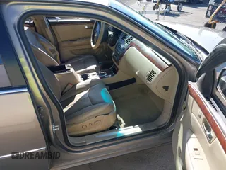 2007 Cadillac DTS Luxury I z VIN 1G6KD57Y97U198072, wystawiony jako IAAI lot #42315865 z przebiegiem 141 272 mil mil oraz . Historia ofert i sprzedaży dostępna na DreamBid. Obrazek 5.
