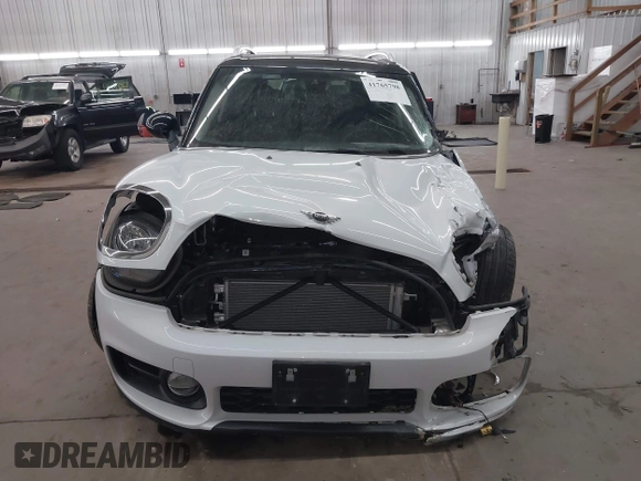 2019 MINI Countryman Cooper S with VIN WMZYT5C57K3G92681, listed as a IAAI auction lot 41765798 with 40,899 mi miles. Bid and sale history available at carsss.com. Image 11.