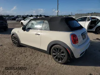 2018 MINI Convertible Cooper S with VIN WMWWG9C54J3E38540, listed as a Copart auction lot 85051124 with 33,589 mi miles and Salvage Title. Bid and sale history available at carsss.com. Image 2.