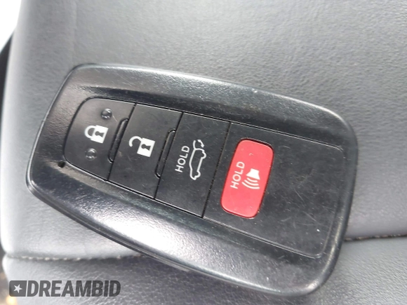2023 Toyota RAV4 Hybrid XLE Premium z VIN 4T3B6RFV1PU120135, wystawiony jako IAAI lot #42371702 z przebiegiem 27 822 mil mil oraz . Historia ofert i sprzedaży dostępna na DreamBid. Obrazek 11.