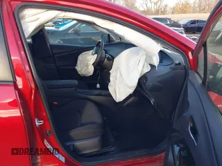 2020 Toyota Prius LE with VIN JTDL9RFU0L3022049, listed as a IAAI auction lot 41133635 with 60,977 mi miles and . Bid and sale history available at DreamBid. Image 5.