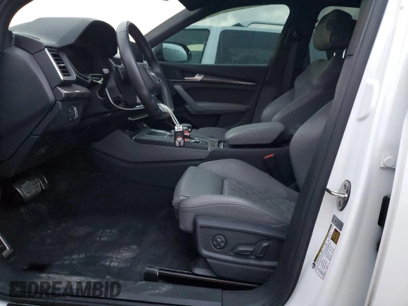 2019 Audi SQ5 Premium Plus with VIN WA1B4AFY5K2024697, listed as a Copart auction lot 75932164 with 33,576 mi miles and Non Repairable. Bid and sale history available at DreamBid. Image 7.