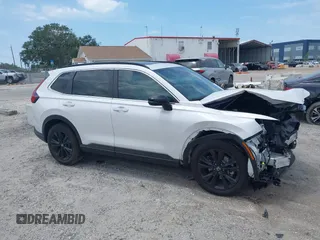 2025 Honda CR-V Sport Touring with VIN 5J6RS6H99SL012005, listed as a IAAI auction lot 42101669 with 7,945 mi miles and . Bid and sale history available at DreamBid. Image 14.