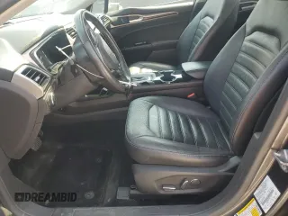 2016 Ford Fusion SE z VIN 1FA6P0HD2G5111259, wystawiony jako Copart lot #60448295 z przebiegiem 52 442 mil mil oraz Czysty tytuł • Clean title. Historia ofert i sprzedaży dostępna na DreamBid. Obrazek 7.