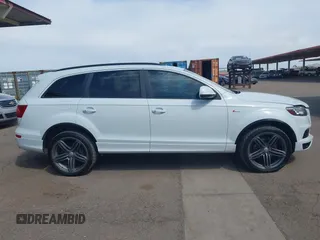 2013 Audi Q7 3.0T S line Prestige with VIN WA1DGAFE6DD006769, listed as a IAAI auction lot 41902696 with 221,058 mi miles. Bid and sale history available at carsss.com. Image 12.