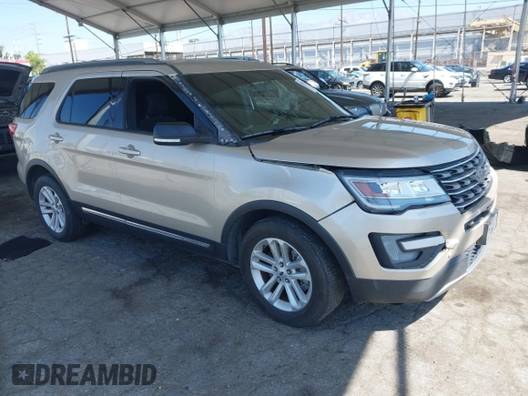 2017 Ford Explorer XLT z VIN 1FM5K7D85HGD89676, wystawiony jako IAAI lot #42313283 z przebiegiem 89 358 mil mil oraz . Historia ofert i sprzedaży dostępna na DreamBid. Obrazek 1.