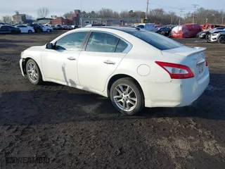 2010 Nissan Maxima 3.5 SV w/Premium Pkg with VIN 1N4AA5APXAC804113, listed as a IAAI auction lot 41586068 with 127,134 mi miles. Bid and sale history available at carsss.com. Image 3.
