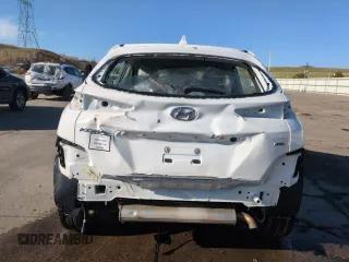 2022 Hyundai Kona SE z VIN KM8K2CAB1NU830115, wystawiony jako Copart lot #52919145 z przebiegiem 42 621 mil mil oraz Szkoda całkowita • Salvage title. Historia ofert i sprzedaży dostępna na DreamBid. Obrazek 6.