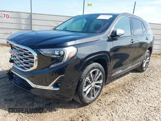 2019 GMC Terrain Denali z VIN 3GKALSEX9KL356017, wystawiony jako IAAI lot #42150214 z przebiegiem 80 375 mil mil oraz . Historia ofert i sprzedaży dostępna na DreamBid. Obrazek 2.