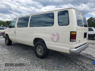 1992 Ford Econoline Wagon Super Custom z VIN 1FBJS31H3NHB08839, wystawiony jako Copart lot #55049275 z przebiegiem 158 054 mil mil oraz Szkody całkowita. Historia ofert i sprzedaży dostępna na DreamBid. Obrazek 2.