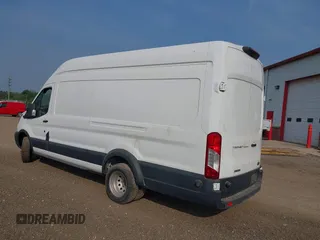 2018 Ford Transit z VIN 1FTBF4XV4JKB33236, wystawiony jako IAAI lot #42217712 z przebiegiem 120 826 mil mil oraz . Historia ofert i sprzedaży dostępna na DreamBid. Obrazek 3.