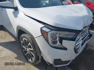 2022 GMC Terrain SLT with VIN 3GKALPEV0NL224814, listed as a IAAI auction lot 41696599 with 65,930 mi miles. Bid and sale history available at carsss.com. Image 6.
