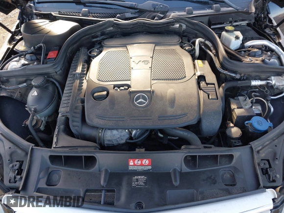 2013 Mercedes-Benz C 300 Sport with VIN WDDGF8AB7DA881054, listed as a IAAI auction lot 42138569 with 116,484 mi miles and . Bid and sale history available at carsss.com. Image 10.