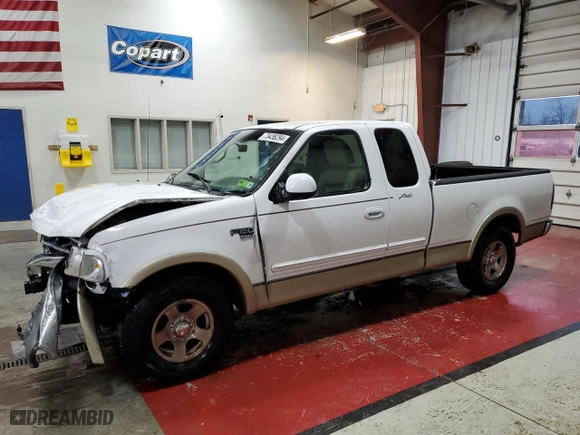1999 Ford F-150 Work Series with VIN 1FTRX17W7XNC02138, listed as a Copart auction lot 73436294 with 0 mi miles and Salvage Title. Bid and sale history available at carsss.com. Image 1.