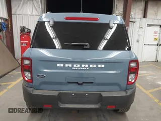 2024 Ford Bronco Sport Big Bend z VIN 3FMCR9B63RRF67708, wystawiony jako IAAI lot #42181623 z przebiegiem 4 773 mil mil oraz . Historia ofert i sprzedaży dostępna na DreamBid. Obrazek 16.