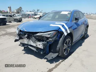 2022 Lexus UX 200 with VIN JTHX3JBH0N2049742, listed as a IAAI auction lot 41917341 with 18,728 mi miles and . Bid and sale history available at DreamBid. Image 2.