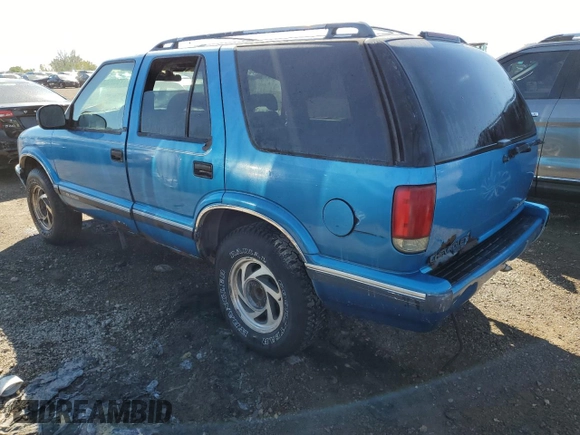 1995 Chevrolet Blazer с VIN 1GNDT13W6S2137053, выставлен на аукционе Copart как лот 73525544 с пробегом 188 033 миль миль и На запчасти • Non repairable. История ставок и продаж доступна на DreamBid. Изображение 2.