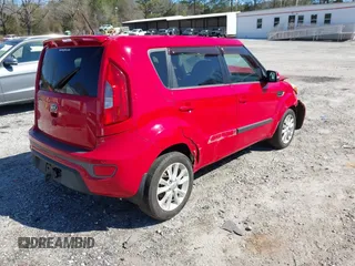 2012 Kia Soul + with VIN KNDJT2A62C7430733, listed as a IAAI auction lot 41676795 with 197,705 mi miles. Bid and sale history available at carsss.com. Image 4.