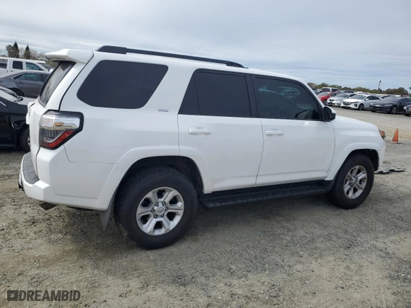 2015 Toyota 4Runner SR5 with VIN JTEZU5JR4F5097720, listed as a Copart auction lot 50255645 with 66,889 mi miles and Salvage Title. Bid and sale history available at carsss.com. Image 3.