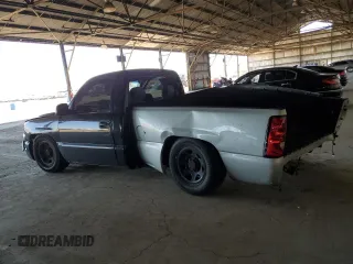 2000 GMC New Sierra 1500 SL with VIN 1GTEC14W2YZ175875, listed as a Copart auction lot 53395745 with Not Provided miles and Salvage Title. Bid and sale history available at carsss.com. Image 2.