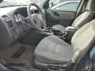 2006 Ford Escape XLT with VIN 1FMYU93166KA28586, listed as a Copart auction lot 43687055 with 185,066 mi miles and Salvage Title. Bid and sale history available at carsss.com. Image 7.