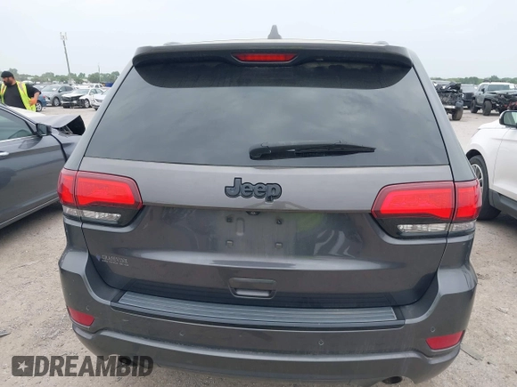 2015 Jeep Grand Cherokee Altitude with VIN 1C4RJEAG3FC219782, listed as a IAAI auction lot 42076212 with 194,910 mi miles. Bid and sale history available at carsss.com. Image 16.
