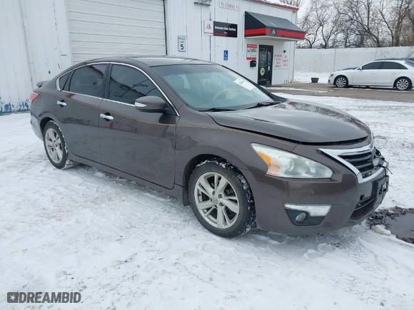 2013 Nissan Altima 2.5 SL with VIN 1N4AL3AP8DN541191, listed as a IAAI auction lot 41200461 with 125,409 mi miles. Bid and sale history available at carsss.com. Image 1.