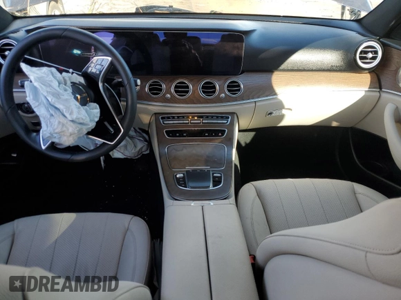 2023 Mercedes-Benz E 350 with VIN W1KZF8EBXPB189503, listed as a Copart auction lot 42394345 with 16,965 mi miles and Salvage Title. Bid and sale history available at DreamBid. Image 8.