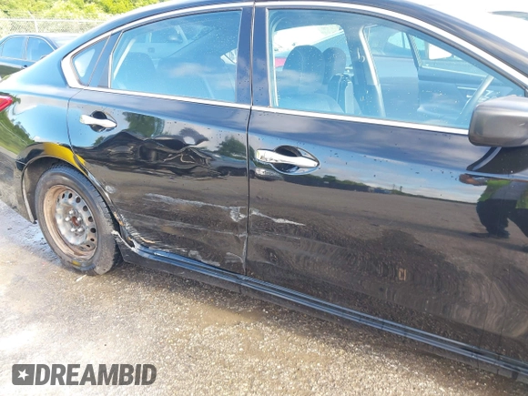 2016 Nissan Altima SR with VIN 1N4AL3APXGC247355, listed as a IAAI auction lot 42201570 with 149,466 mi miles and . Bid and sale history available at DreamBid. Image 6.