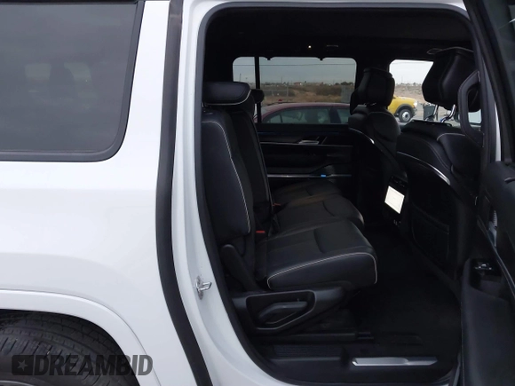 2024 Jeep Grand Wagoneer Series II with VIN 1C4SJSFP4RS161779, listed as a IAAI auction lot 41260382 with 11,832 mi miles and . Bid and sale history available at DreamBid. Image 8.