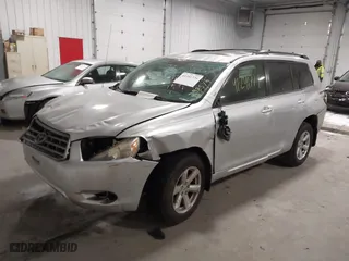 2009 Toyota Highlander with VIN JTEES41A292136643, listed as a IAAI auction lot 41241774 with 165,970 mi miles. Bid and sale history available at carsss.com. Image 17.