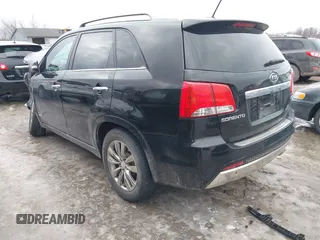 2013 Kia Sorento SX с VIN 5XYKWDA28DG340057, выставлен на аукционе IAAI как лот 41561148 с пробегом 116 828 миль миль и . История ставок и продаж доступна на DreamBid. Изображение 3.