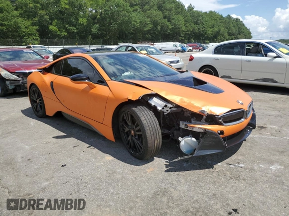 2015 BMW i8 z VIN WBY2Z2C55FV391447, wystawiony jako Copart lot #60150713 z przebiegiem 84 305 mil mil oraz . Historia ofert i sprzedaży dostępna na DreamBid. Obrazek 4.