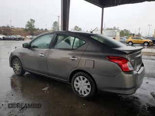 2017 Nissan Versa SV z VIN 3N1CN7AP5HK437552, wystawiony jako Copart lot #45265895 z przebiegiem 168 202 mil mil oraz Szkoda całkowita • Salvage title. Historia ofert i sprzedaży dostępna na DreamBid. Obrazek 2.