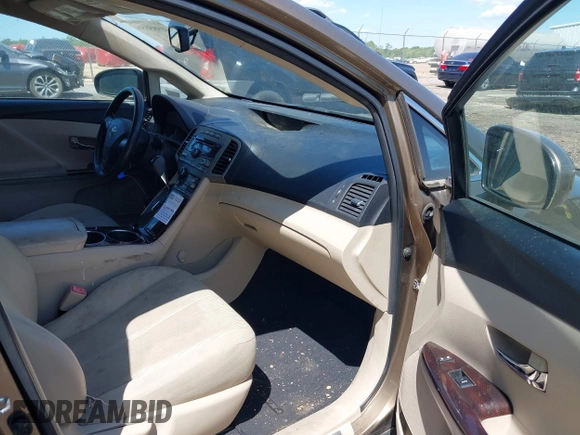 2009 Toyota Venza with VIN 4T3ZE11A19U005285, listed as a IAAI auction lot 41985656 with 202,057 mi miles and . Bid and sale history available at carsss.com. Image 5.