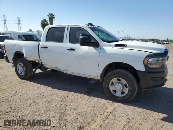 2024 Ram 2500 Tradesman z VIN 3C6UR5CJ4RG228480, wystawiony jako Copart lot #57084275 z przebiegiem 1 014 mil mil oraz Szkoda całkowita • Salvage title. Historia ofert i sprzedaży dostępna na DreamBid. Obrazek 4.