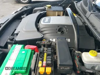 2007 Jeep Grand Cherokee Overland z VIN 1J8HR68257C694512, wystawiony jako IAAI lot #43448204 z przebiegiem 95 296 mil mil oraz . Historia ofert i sprzedaży dostępna na DreamBid. Obrazek 12.