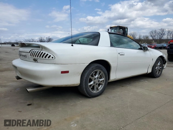 2002 Chevrolet Camaro z VIN 2G1FP22K122109268, wystawiony jako Copart lot #49783835 z przebiegiem 205 201 mil mil oraz Szkoda całkowita • Salvage title. Historia ofert i sprzedaży dostępna na DreamBid. Obrazek 3.