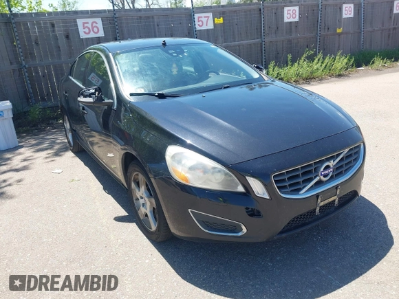 2012 Volvo S60 T5 с VIN YV1622FS4C2142489, выставлен на аукционе IAAI как лот 42234409 с пробегом 218 907 миль миль и . История ставок и продаж доступна на DreamBid. Изображение 1.