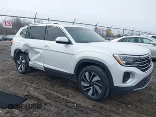 2024 Volkswagen Atlas SEL with VIN 1V2BR2CA6RC530885, listed as a IAAI auction lot 41757951 with 20,419 mi miles and . Bid and sale history available at DreamBid. Image 1.