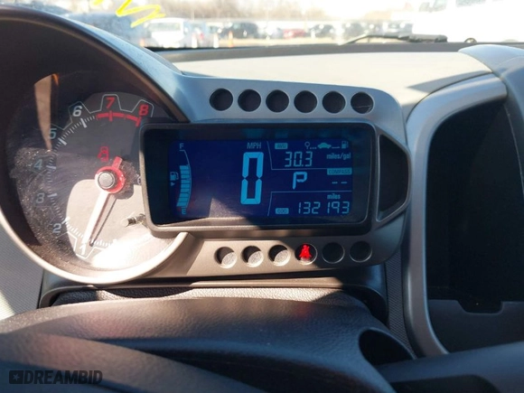 2015 Chevrolet Sonic LT with VIN 1G1JC6SH9F4170028, listed as a IAAI auction lot 41797613 with 132,193 mi miles. Bid and sale history available at carsss.com. Image 7.