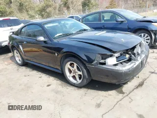 2001 Ford Mustang Standard with VIN 1FAFP40461F237922, listed as a IAAI auction lot 41803003 with 135,411 mi miles. Bid and sale history available at carsss.com. Image 1.
