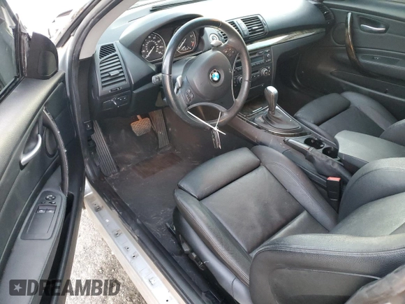 2009 BMW 1 Series 128i with VIN WBAUP73589VK76310, listed as a Copart auction lot 89200345 with 85,533 mi miles and Salvage Title. Bid and sale history available at carsss.com. Image 8.