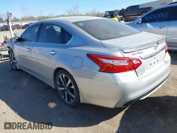 2016 Nissan Altima SR with VIN 1N4AL3AP4GC171826, listed as a IAAI auction lot 41841720 with Not Provided miles and . Bid and sale history available at carsss.com. Image 3.